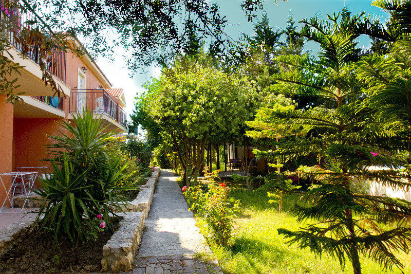 Olive Grove Studios & Apartments Svoronata Luaran gambar
