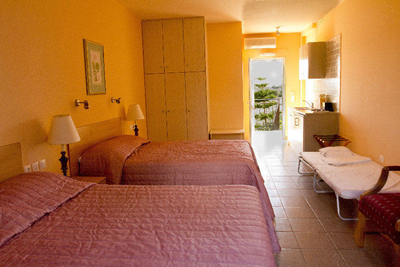Olive Grove Studios & Apartments Svoronata Luaran gambar