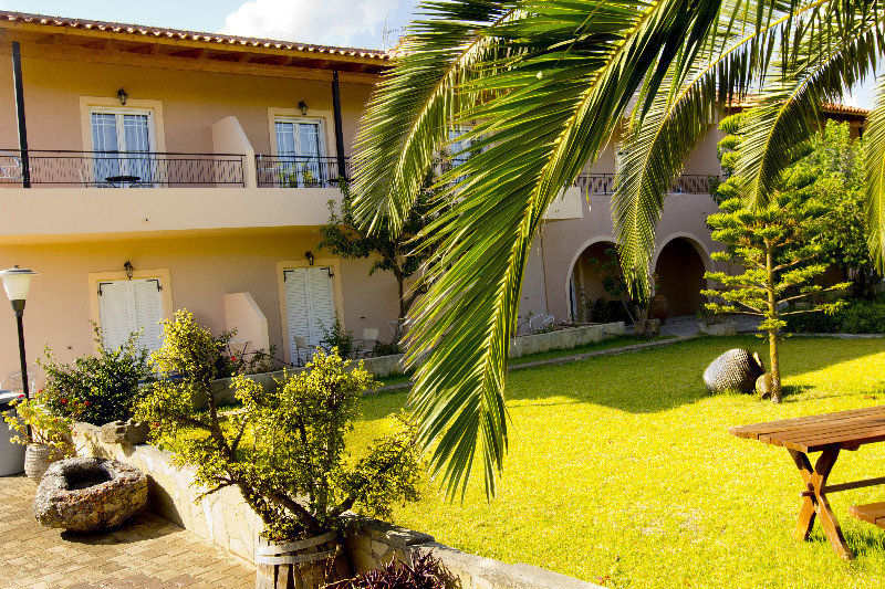 Olive Grove Studios & Apartments Svoronata Luaran gambar