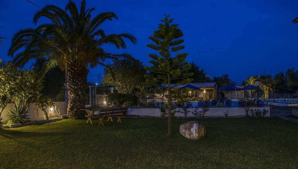 Olive Grove Studios & Apartments Svoronata Luaran gambar